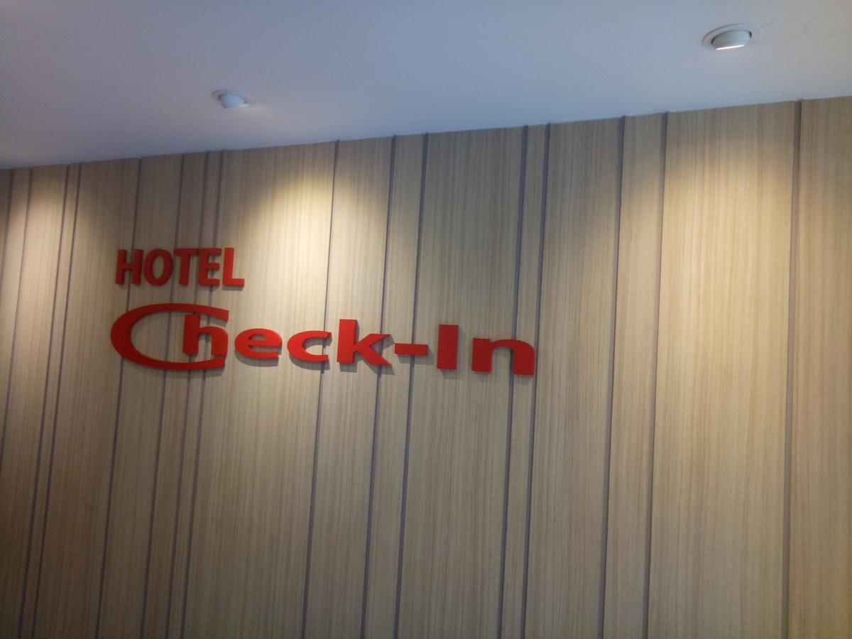 Hotel Check-In Kuala Lumpur Eksteriør bilde